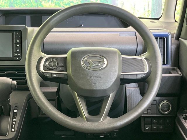 【ステアリングスイッチ】運転中、前方から目線をそらすことなく、オーディオ等の操作が可能な便利機能！安心＆快適なドライブを演出してくれます♪