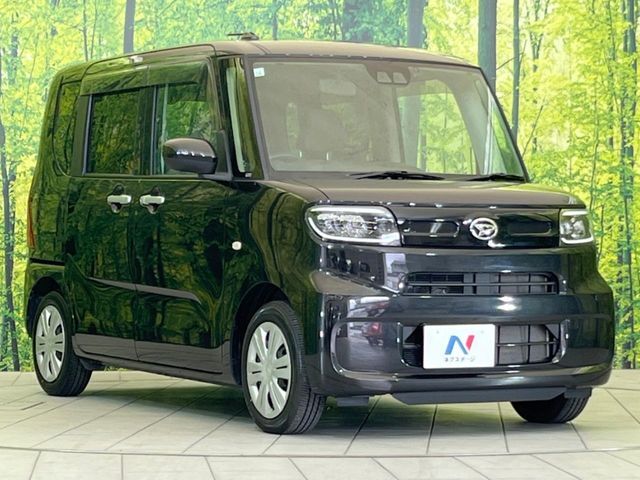大好評のボディコーティング「弾スプラッシュコート」もご納車までに施工可能。通常のガラスコートと異なる、耐久年数6年の無機質ガラスコーティングが、ボディをキレイな状態に保ってくれます。
