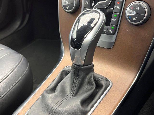 ●シフトノブの使用感も少なく、良好な状態です。