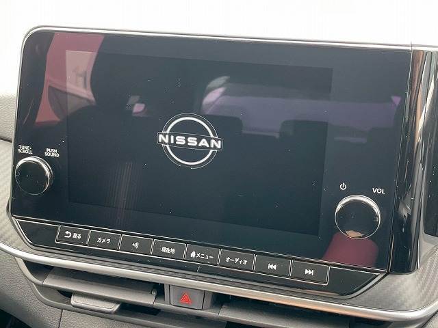 【純正ナビ】地デジもついて多機能なモデルです。最新ナビもお取扱いございます。こだわりの機種などございましたらご相談ください