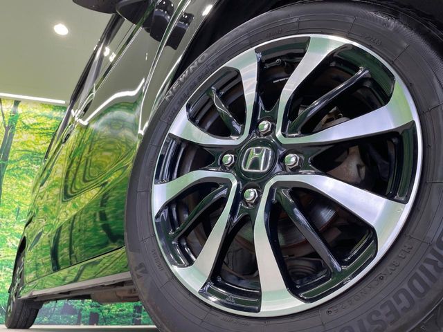 【純正14インチアルミホイール】外観にマッチした純正アルミホイールを装着しております。各種社外アルミホイールや、スタッドレスタイヤも取扱いしております。是非ご相談ください♪