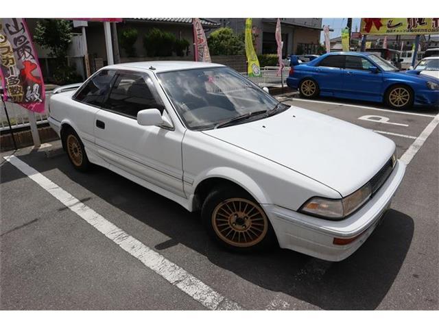 カッコイイ！純正エアロ！純正ホワイト！5MT！ツインカム1600cc！TEMS！純正14AW！タイヤ5分！オートエアコン効きます！外ハンドル！リアスポイラー！外装内装は35年前の車なので年式相応です！