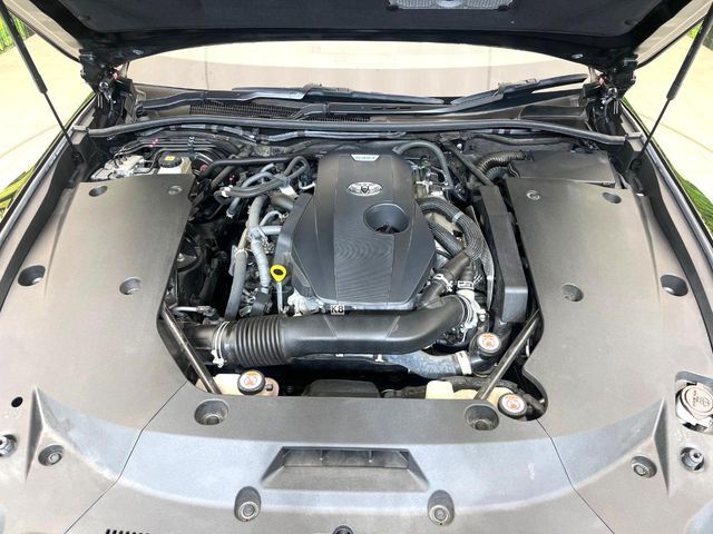 親切・丁寧な専門メカニックスタッフが応対！・車検・点検整備・事故等の修理などアフターサービスも安心。お車のカスタマイズもネクステージのサービススタッフまでご相談ください！