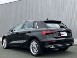 Audiが考えるタイムレスなデザインとは、長い年月を経ても美しく魅力的であり続ける。それはつまり、シンプルなデザインであるとAudiは考えています。