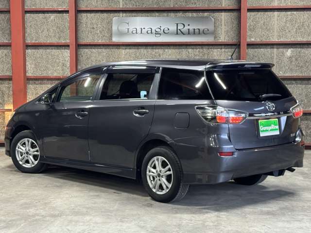 ご納車前にはボディー磨きからの撥水コートを施工致しますのでご安心してご検討下さい☆