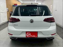 スタッフ数名がキーパーコーテイングの資格を持ってます♪お車をピカピカにしたい方はぜひ♪