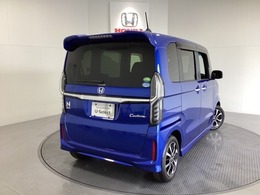 Honda認定中古車 U-Selectは3つの安心をお約束します。　1　Hondaのプロが整備した安心。 2　第三者機関がチェックした安心。　3　購入後もHondaが保証する安心。