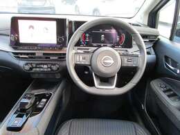 運転席ハンドルまわり