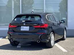 Emergency Service 365日24時間体制で、万一の故障などのトラブルに対応。応急処置のアドバイスのみならず、保証期間中は出張修理やレッカーなどの手配、さらにはお客様の代替交通手段やホテルの確保を行います。