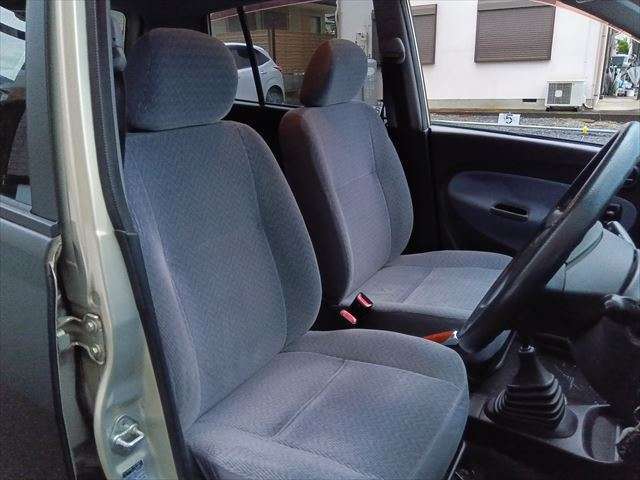 全車両の展示はしていません。移動が必要な場合もありますのでご来店の際は事前にご連絡お願いします。