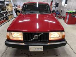 当店は全車両1年・走行距離無制限の保証付き！更に！ロードサービス＆フロントガラスの飛び石にも保証をご利用いただけます！