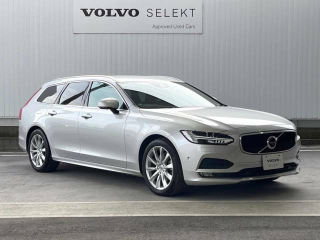 全国のVOLVOからお取り寄せが可能※！遠方の店舗に展示してあるクルマが気になる場合も、最寄りの店舗でご購入ただくことが可能です！是非私たちに要望をお聞かせください！※別途費用