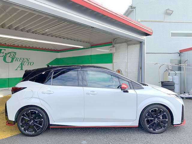 禁煙車です！また、ミラーウインカー・ドアバイザー・プライバシーガラス付きです！