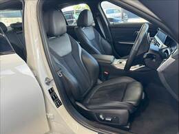 【バックモニター】装備で駐車が苦手な方も安心です！