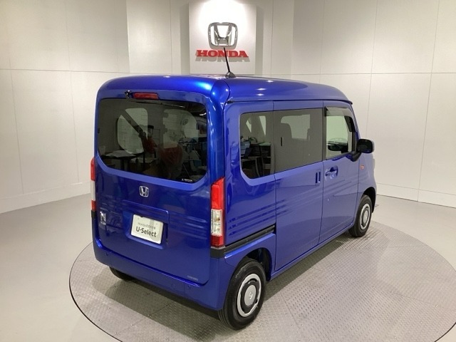 Honda認定中古車 U-Selectは3つの安心をお約束します。　1　Hondaのプロが整備した安心。 2　第三者機関がチェックした安心。　3　購入後もHondaが保証する安心。