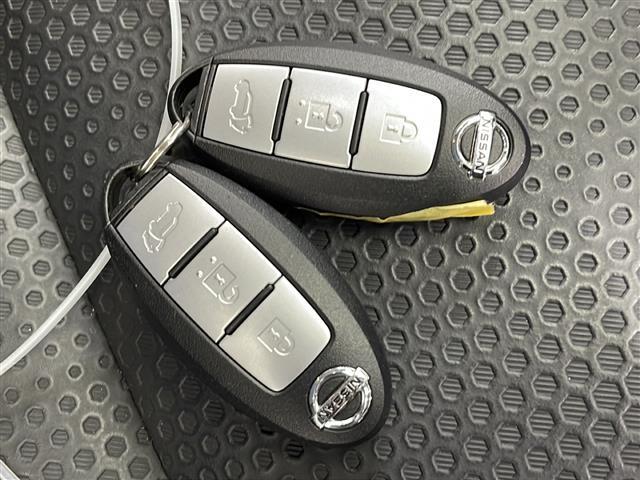 気になる車はすぐにお問い合わせください！画面右側の0066から始まる無料ダイヤルからお問い合わせ下さい！専門スタッフがお車のご質問にお答えいたします！