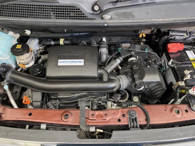 親切・丁寧な専門メカニックスタッフが応対！・車検・点検整備・事故等の修理などアフターサービスも安心。お車のカスタマイズもネクステージのサービススタッフまでご相談ください！