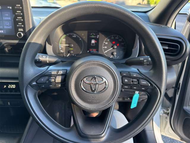 【ステアリングオーディオスイッチ付】オーディオやナビと連動させればハンドル内での操作が可能に☆より快適なドライブをお楽しみいただけます！！