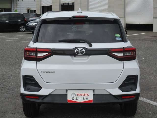 国家整備資格を取得しておりますメカニックが、大切なお客様のお車をご納車に向けて整備致します♪