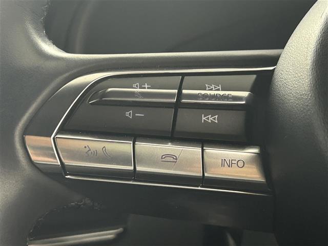 【運転席操作部】快適なドライブを楽しむための機能が装備されています！運転席から触れるので、使いやすいです！除菌プランいれていただくと、さらに清潔で安心していただけます！