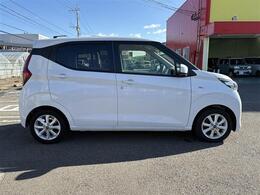 これからお車を購入し長くカーライフを楽しんで頂きたいと思い、当社スタッフは、そんな様々なお客様と安心して、楽しめるカーライフを一緒に考えてご提案させて頂いております。