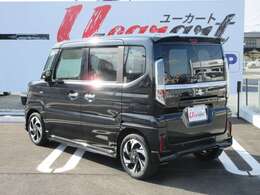 当店は最新の整備機器を取り揃えております。カメラ、レーダー調整に必要な「エーミング機器」完備。「3Dアライメントテスター」、エンジンの内部の汚れを落とす「オイルプロ・フューエルプロ」等があります。