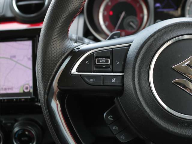 ハンドルスイッチ搭載☆音量調整など様々な面でサポートしてくれます☆