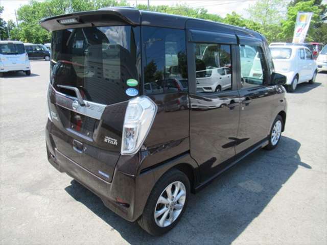 お求めやすい価格帯から登録済未使用車まで取り揃えています♪