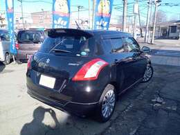 右後の画像です