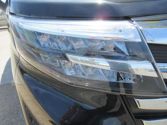LEDヘッドライト