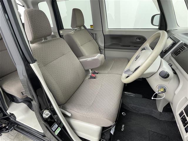 【5人乗り】座り心地が良いシートなので長時間の運転でも快適にお過ごしいただけます。新品のフロアマットのご注文も可能です。掲載箇所以外にご希望の写真がございましたらお気軽にお問い合わせ下さい。