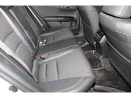 ゆったりリヤーシート