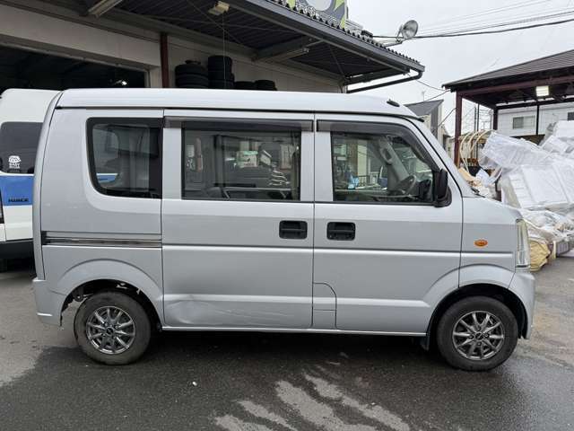 仕事に使える64エブリイの入庫です！