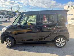 ツヤツヤ・ピカピカです。綺麗な車両です、お見逃しなく！