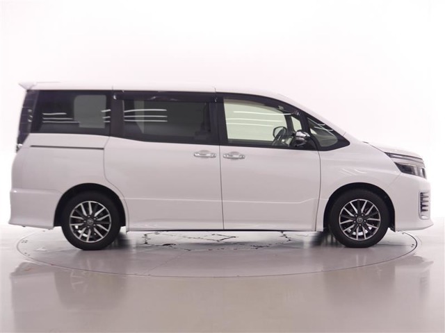 ロングラン保証付き。トヨタのお店で中古車をお買い上げいただいたすべてのお客様に安心で快適なカーライフをお約束する1年間の保証です。