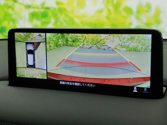 WECARSの展示場では実際に見て、触ってお車をお選びいただけます！知識の豊富な営業スタッフが様々なカーライフをご提案いたします！