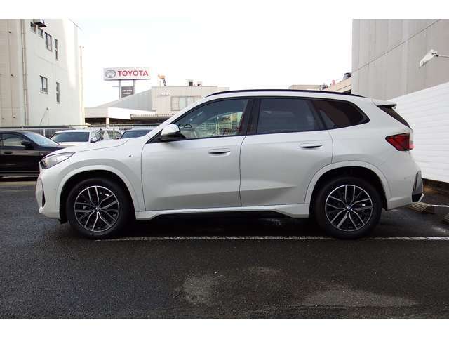 ※お車のお問い合わせはBMW正規ディーラーBMW東大阪店0078-6002-849963までご連絡下さいませ。