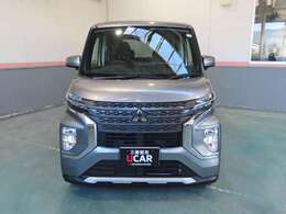 フロントカメラにより前方車輌や歩行者を検知。衝突の危険があるときは警報や衝突被害軽減ブレーキで衝突被害を軽減、または衝突を回避。安全運転をサポートします。