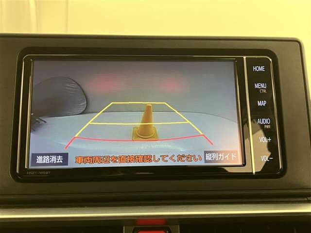 Rカメラ。いまや必須装備「ナビゲーション」搭載！知らない場所にスイスイッとドライブ。もう、これなしではハンドルを握れませんね！でも運転中の操作は危険ですのでご注意ですね☆