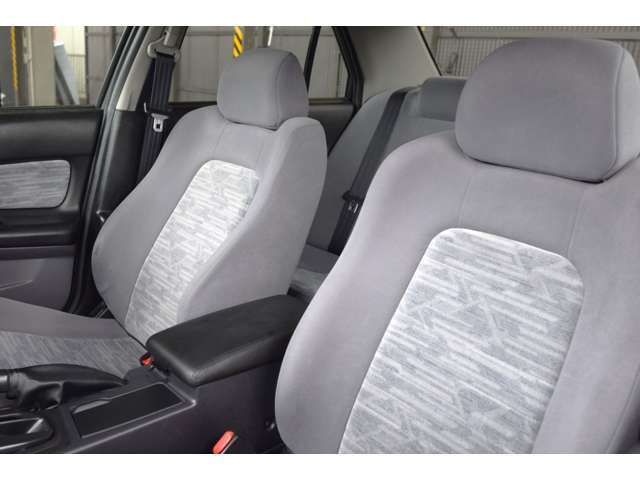 ドライブレコーダー　レーダー探知機　新車時メンテナンスノートあり　スペアスマートキーあり