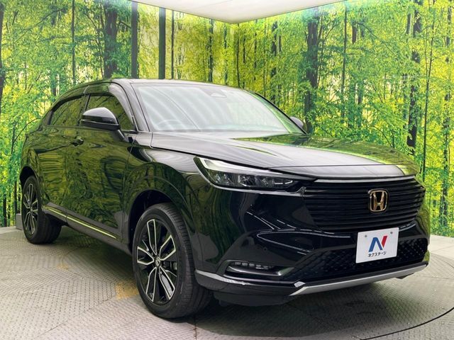 大好評のボディコーティング「弾スプラッシュコート」もご納車までに施工可能。通常のガラスコートと異なる、耐久年数6年の無機質ガラスコーティングが、ボディをキレイな状態に保ってくれます。