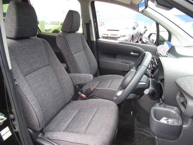 セーフティセンス・10.5型フルセグナビ・両側パワースライド・全周囲カメラ・CarPlay・ETC・BTオーディオ・シートヒーター・ステアヒーター・純正15AW・Cソナー・BSM・フロアマット