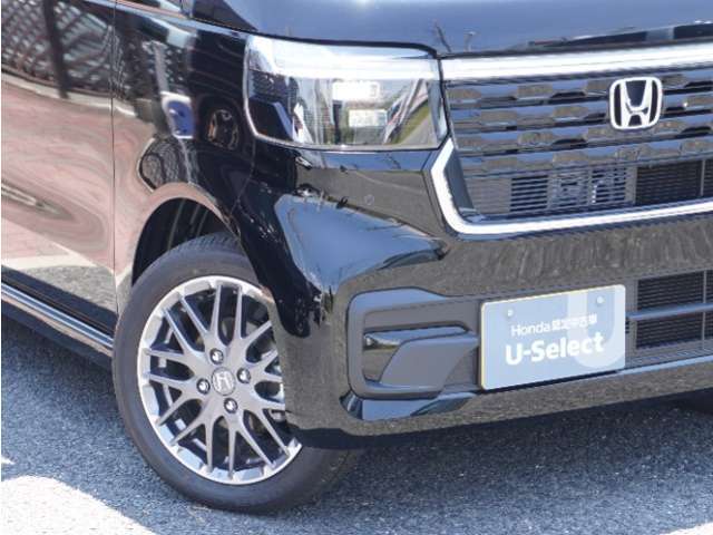 【外装クリーニング済み】外装も入庫時にしっかりと洗車しております。また納車前も綺麗にして納車いたします。