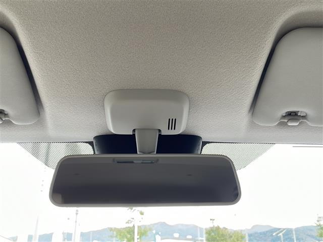 【バックミラー】大きくて見やすいので、後方を見るときも安心です！