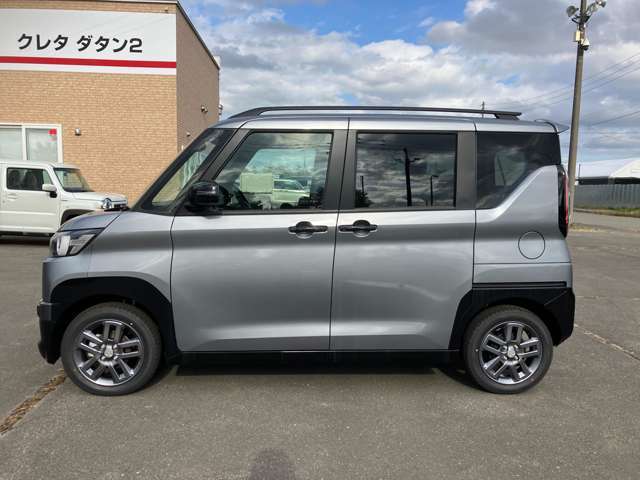 カーナビ・ETC・エンジンスターター・ドライブレコーダーなど、ご希望にお応えできるよう、オプション多数取り揃えております。おクルマのことなら何でもお任せください！