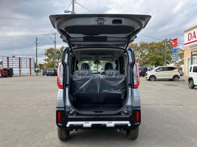 大切な愛車を見つけるお手伝いから始まり、ご購入後もできるだけ長く、安全にお乗りいただけるようにアフターサポートにも全力で取り組んでいます。