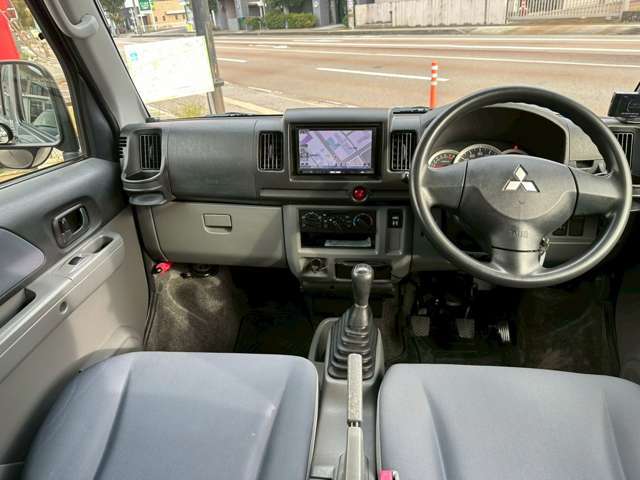 インパネ全体の写真です。