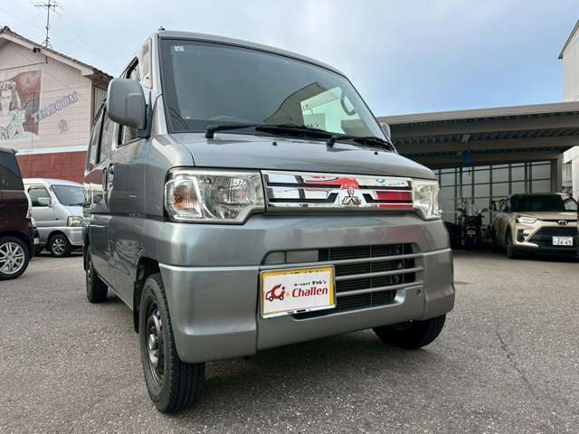 ブラボー4WDの5速マニュアル車です☆