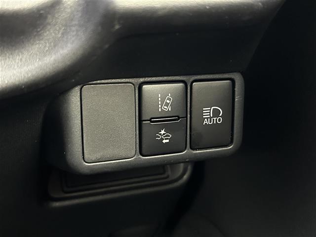 【運転席操作部】快適なドライブを楽しむための機能が装備されています！運転席から触れるので、使いやすいです！除菌プランいれていただくと、さらに清潔で安心していただけます！