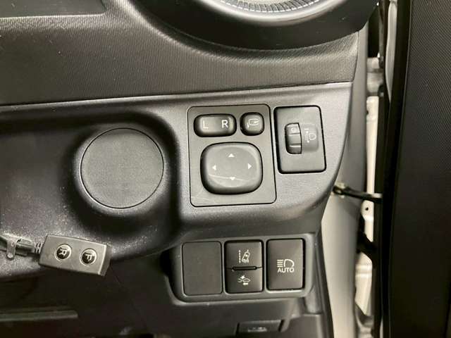 12ヵ月走行距離無制限の三菱認定中古車保証！！全国の三菱正規ディーラーで受けられる保証有り♪内容詳細につきましては、店舗までお気軽にお問い合わせくださいませ【無料通話0078-6003-346608】
